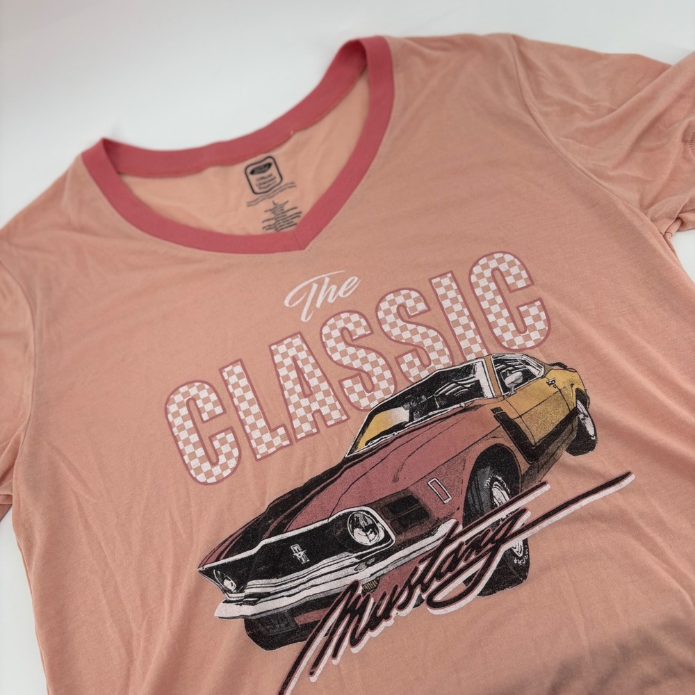 Ford Mustang Classic Car Graphic T-Shirt Large Pink V-Neck Ringer Tee